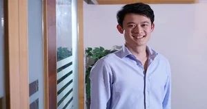 90後唔做律師創業印卡片 10萬本3個月回本 每月生意額近百萬