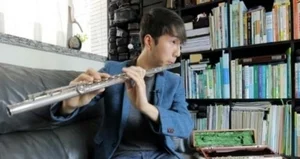 中一開始搞二手長笛買賣 22歲仔十年賺七位數